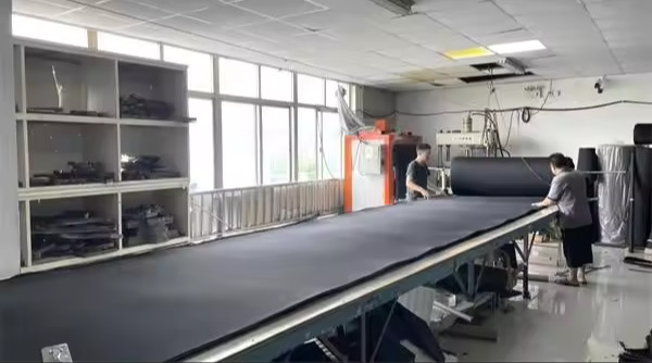 Deqing Fox Armour Co., Ltd. linea di produzione in fabbrica