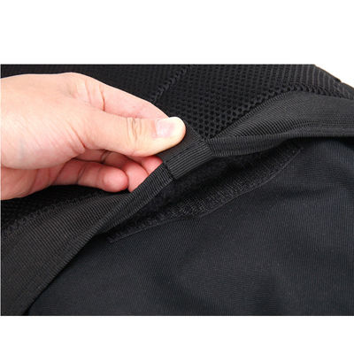 Zaino per escursioni all'aperto di capacità 45L con chiusura a cerniera e design impermeabile