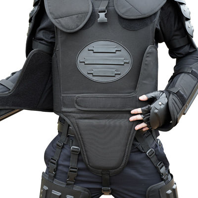 FOX-102 Costume anti-sommossa